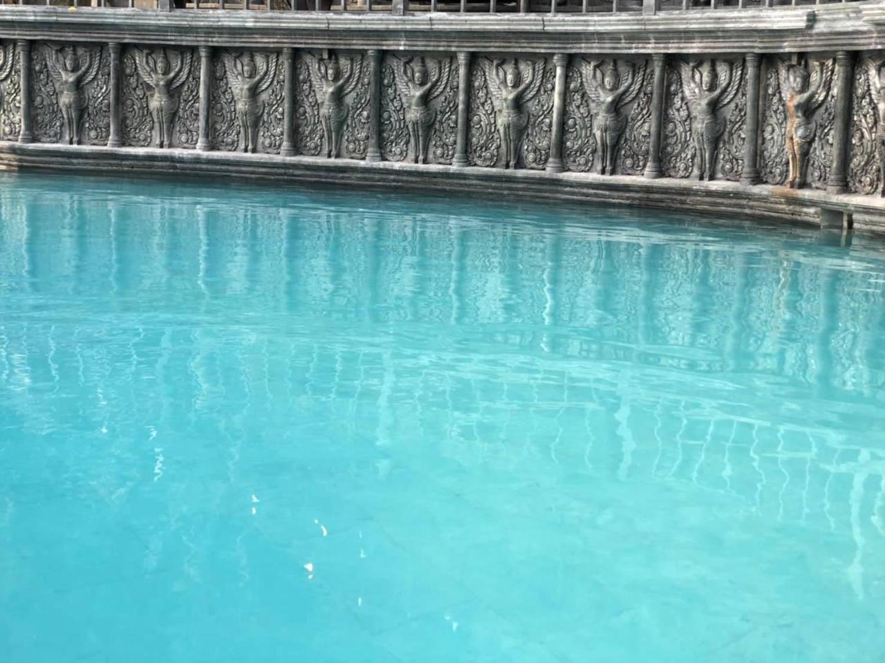 Le Palais Hotel Hat Rin Buitenkant foto