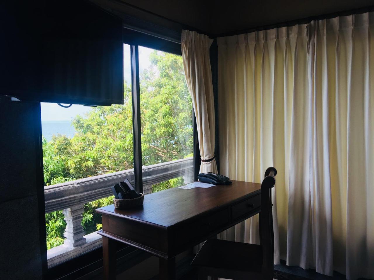 Le Palais Hotel Hat Rin Buitenkant foto