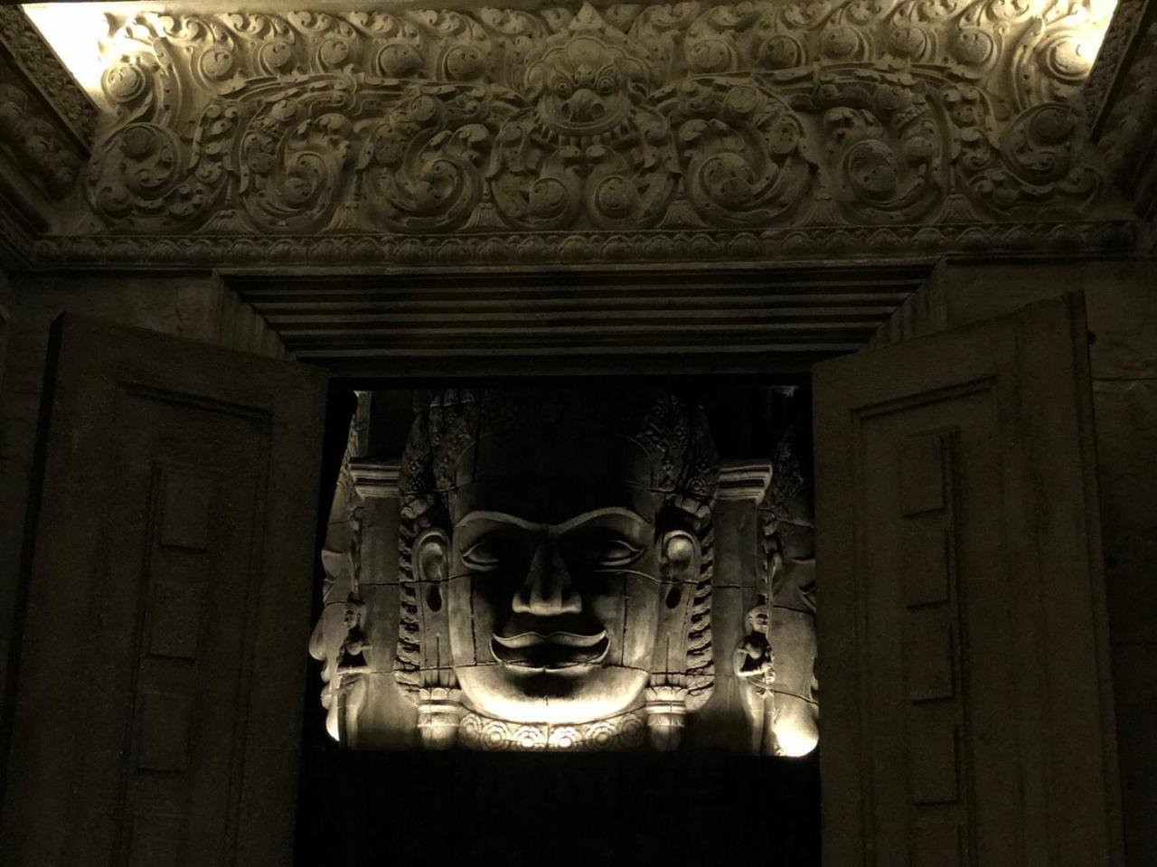Le Palais Hotel Hat Rin Buitenkant foto